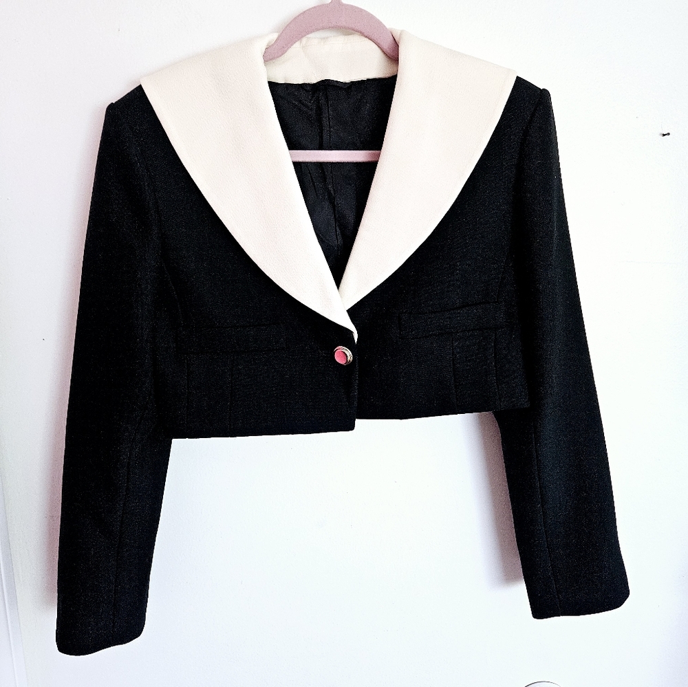 Wool Black and White Cropped Blazer - Picture 3 of 7